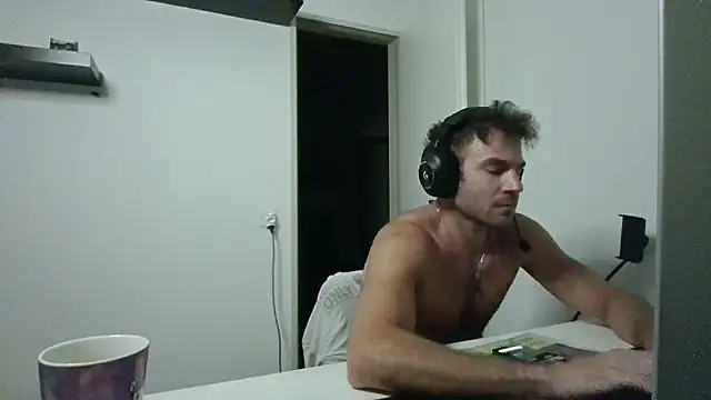 alpha-hunk Webcam show