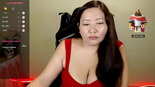 XXX chat uživo modela LisaAsianFlower