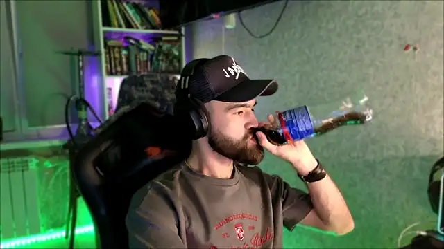 Chatroom XXX en direct de _Serious_Man
