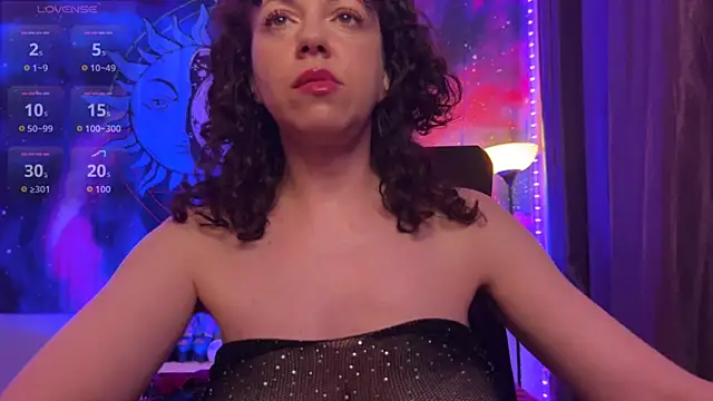 دردشة Helena__Femdom الجنسية المباشرة