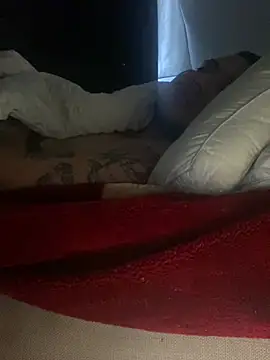 Chat +18 de GusanoDelicioso ao vivo