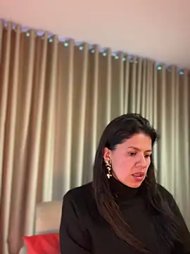 Zandrina Chat XXX live