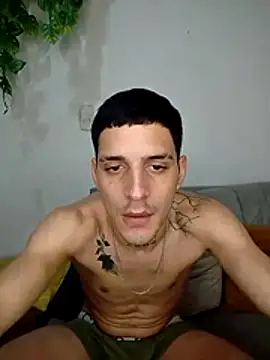 BoyMaxLatin Live XXX Chat