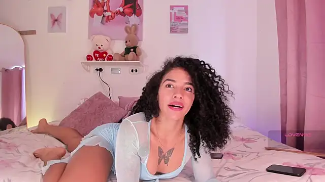 pretty_pettite: απευθείας συνομιλία ΧΧΧ