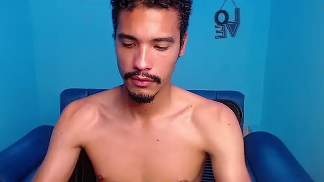 wolf_vip_ live XXX chat