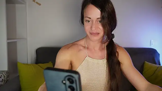 BestStella Adlı Modelin Canlı XXX Sohbeti