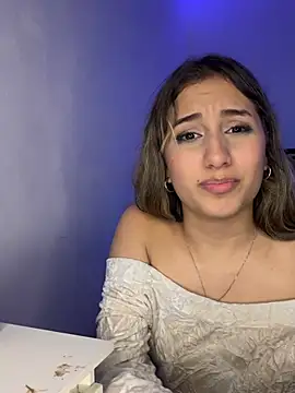 Lunny_Rosse live XXX chat