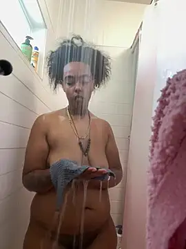 הופעת וובקאם של seductivefreak7