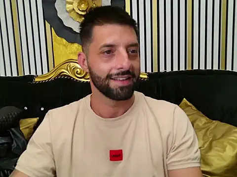 TommyDum: απευθείας συνομιλία ΧΧΧ