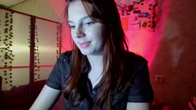 EvaShinee's Live XXX Chat