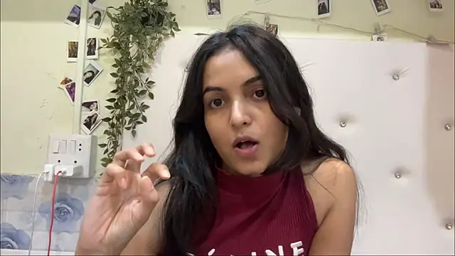 DainaFucci – live chatrum