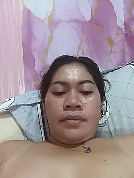 SweetChubbyMommy_02's Live XXX Chat