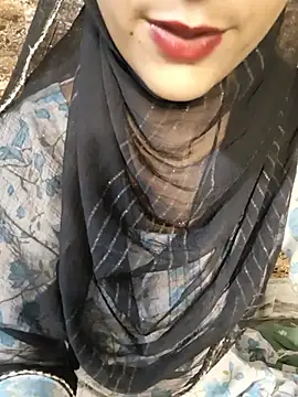 Chat +18 de Indian-Aleena ao vivo