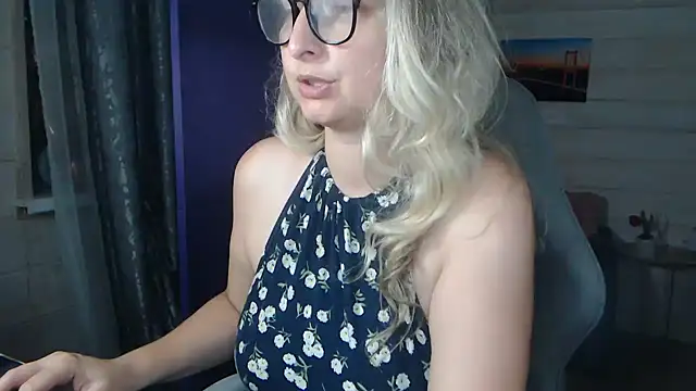 Chatroom XXX en direct de RubiLakros