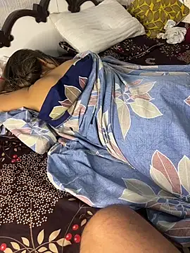Онлайн чат XXX Romantic_couple69