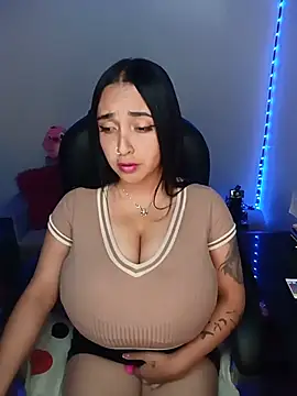 AmberGoddess_のライブXXXチャット