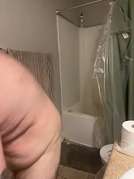 Yutyut11's Live XXX Chat