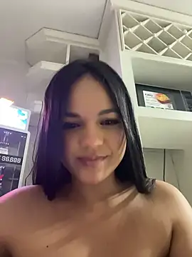 Bella-Ferrer's Live XXX Chat