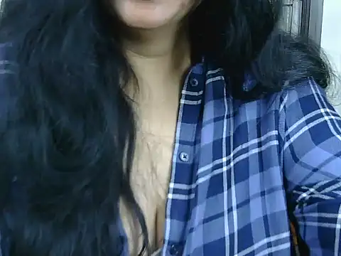 Hot_Sonniyaa Chat XXX in diretta