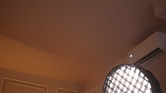 Živý XXX chat KyssaraPlay