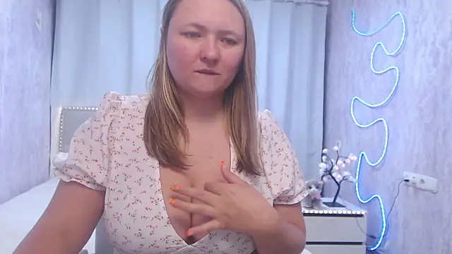Chat XXX en directo de SallyVerda