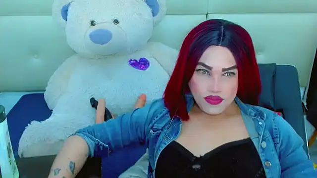NharaBigCock live XXX chat