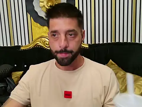Онлайн чат XXX TommyDum