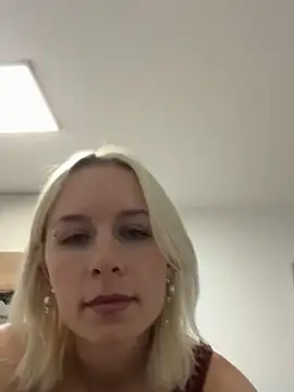 Naomi_Nocturn 라이브 XXX 채팅
