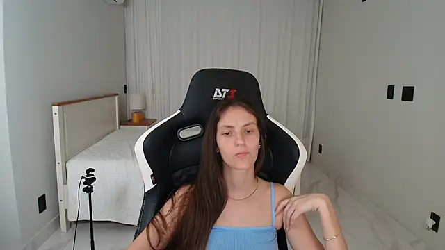 upssnowy Chat XXX in diretta