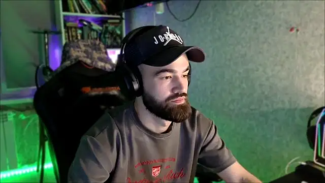 Chat +18 de _Serious_Man ao vivo