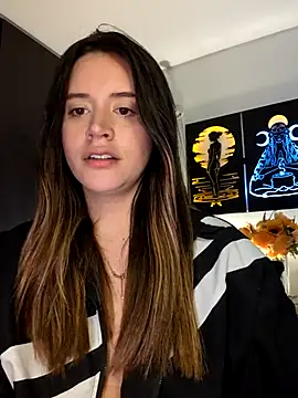 Chat +18 de maliciaworld ao vivo