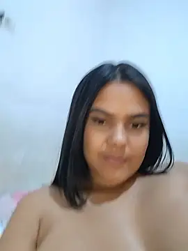 AntonellaShot Chat XXX in diretta