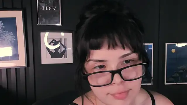 Czat XXX na żywo – Maykinkya