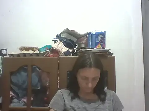 Chat XXX en directo de Kimmy_Webb