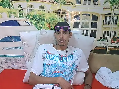IndianSavageMale's Live XXX Chat