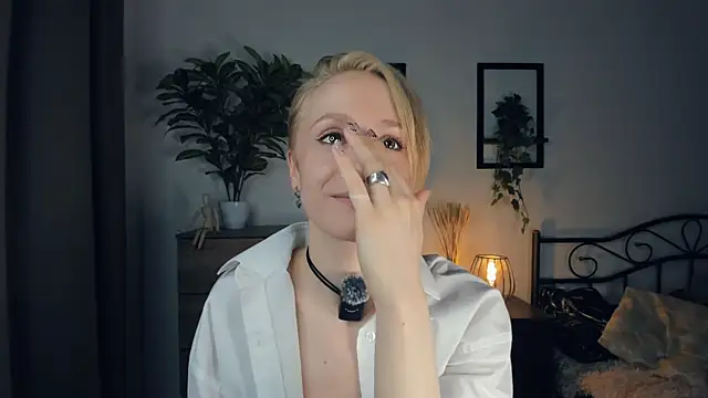 Chatroom XXX en direct de JanettePerro
