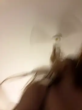 Chatroom XXX en direct de AICoUpLE