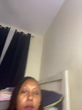 FREAKYBBW_001's Live XXX Chat