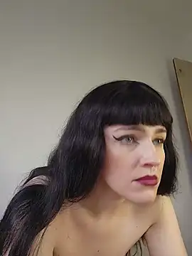 Mommynatrix élő XXX-chatje