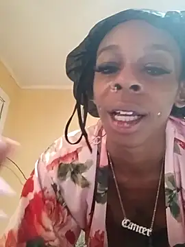 Jasmine_FullsShine XXX чат на живо