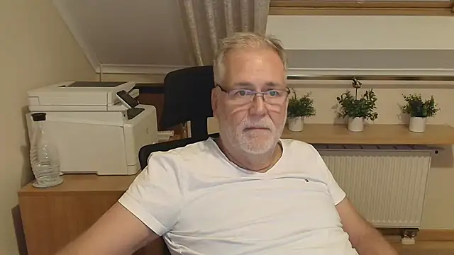 Chat +18 de subbear1968 ao vivo