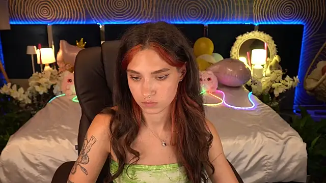 BabyFlowerr 라이브 XXX 채팅