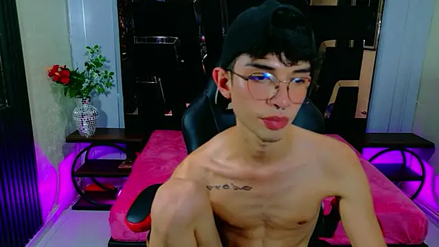 XXX chat uživo modela LiamHeatx