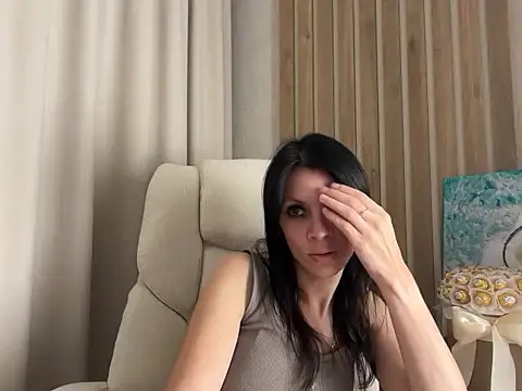 دردشة InjaAtHome الجنسية المباشرة