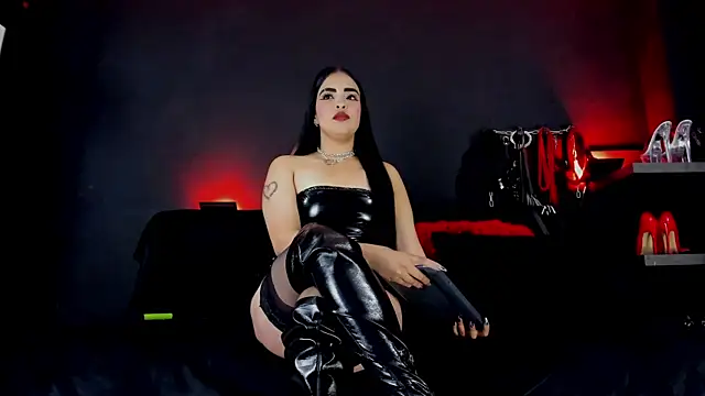 LeahStones' Live XXX Chat