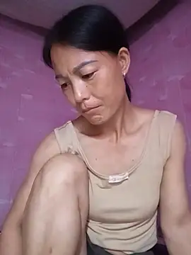 Lily-lyn Live XXX chat