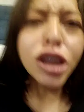 Selene_Amari Adlı Modelin Canlı XXX Sohbeti