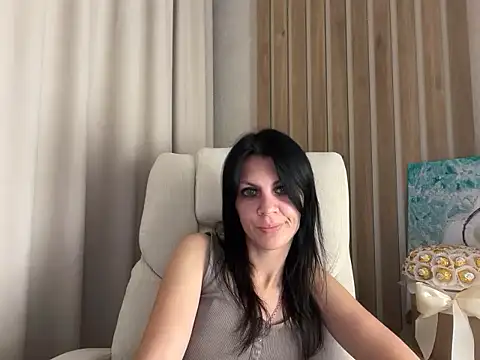 InjaAtHome Live XXX-chat