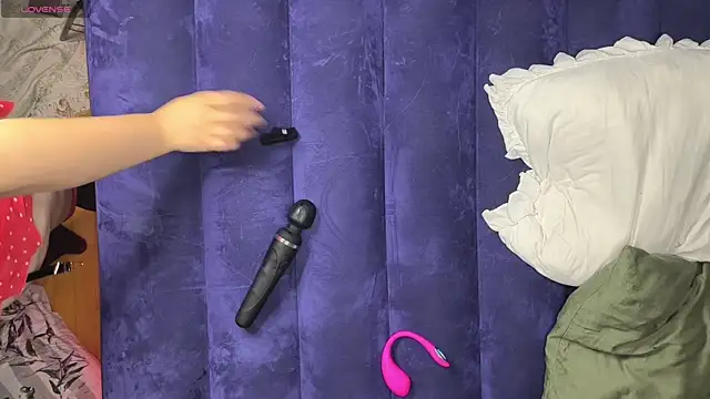 Živý XXX chat LoveInAllHoles