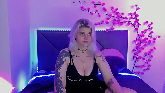 JoannLowe 라이브 XXX 채팅